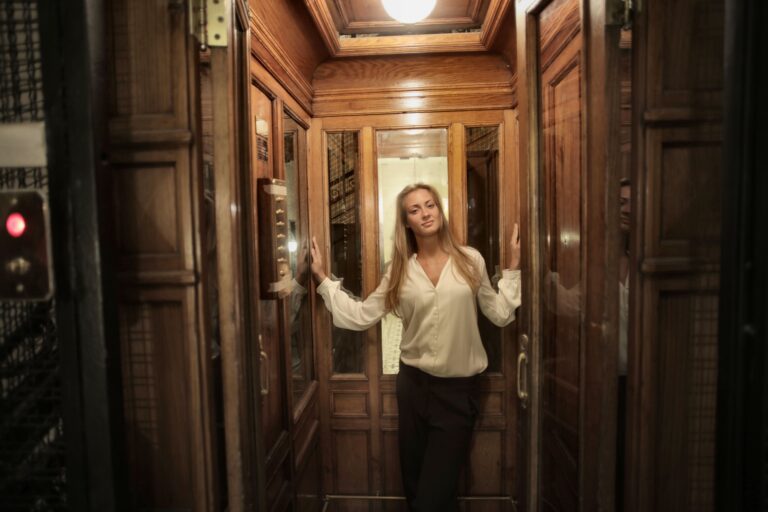elevator entrapment services